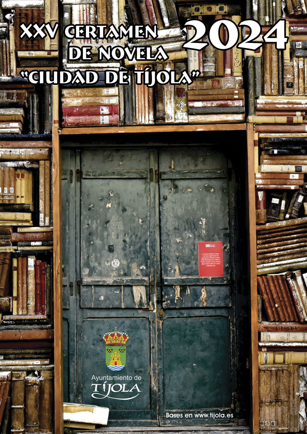 Imagen del Cartel del Certamen de Novela Corta 2024. Fondo con Imagen de una puerta dentro de una biblioteca antigua.