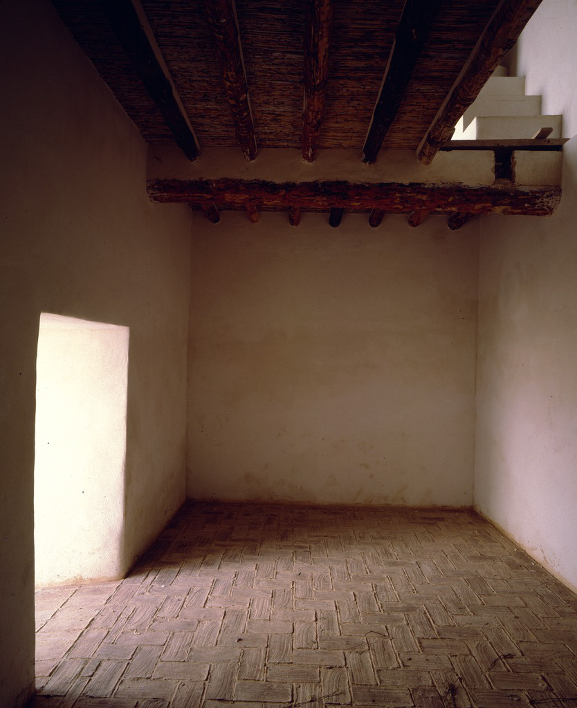 . Interior de una de las plantas de la torre, hoy convertida en Oficina Municipal de Turismo y Museo de Sitio