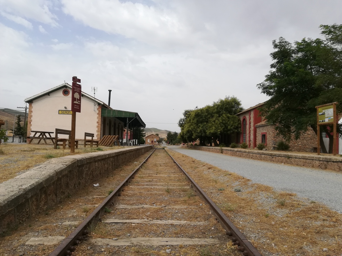 Antigua estación del ferrocarril en Serón