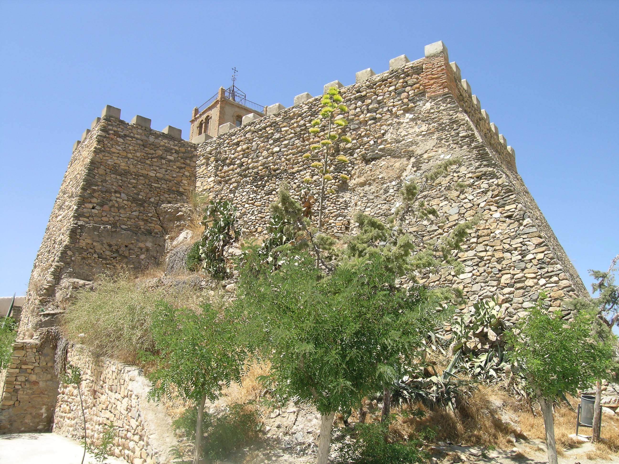 Volumen del castillo con su reciente “restauración”. © Fotografía: Alfonso Ruiz