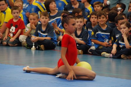 exhibicindelasalumnasdelaedmgimnasiartmica2.jpg