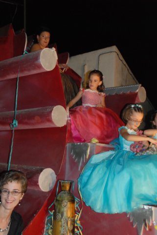 cabalgatacarrozadelreinado3.jpg