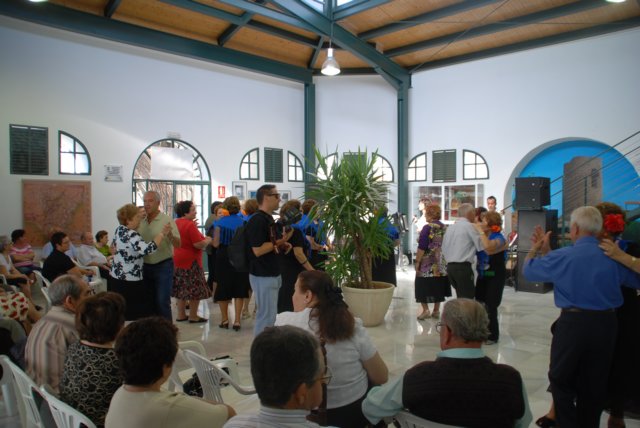 meriendaybaileparala3edad8.jpg