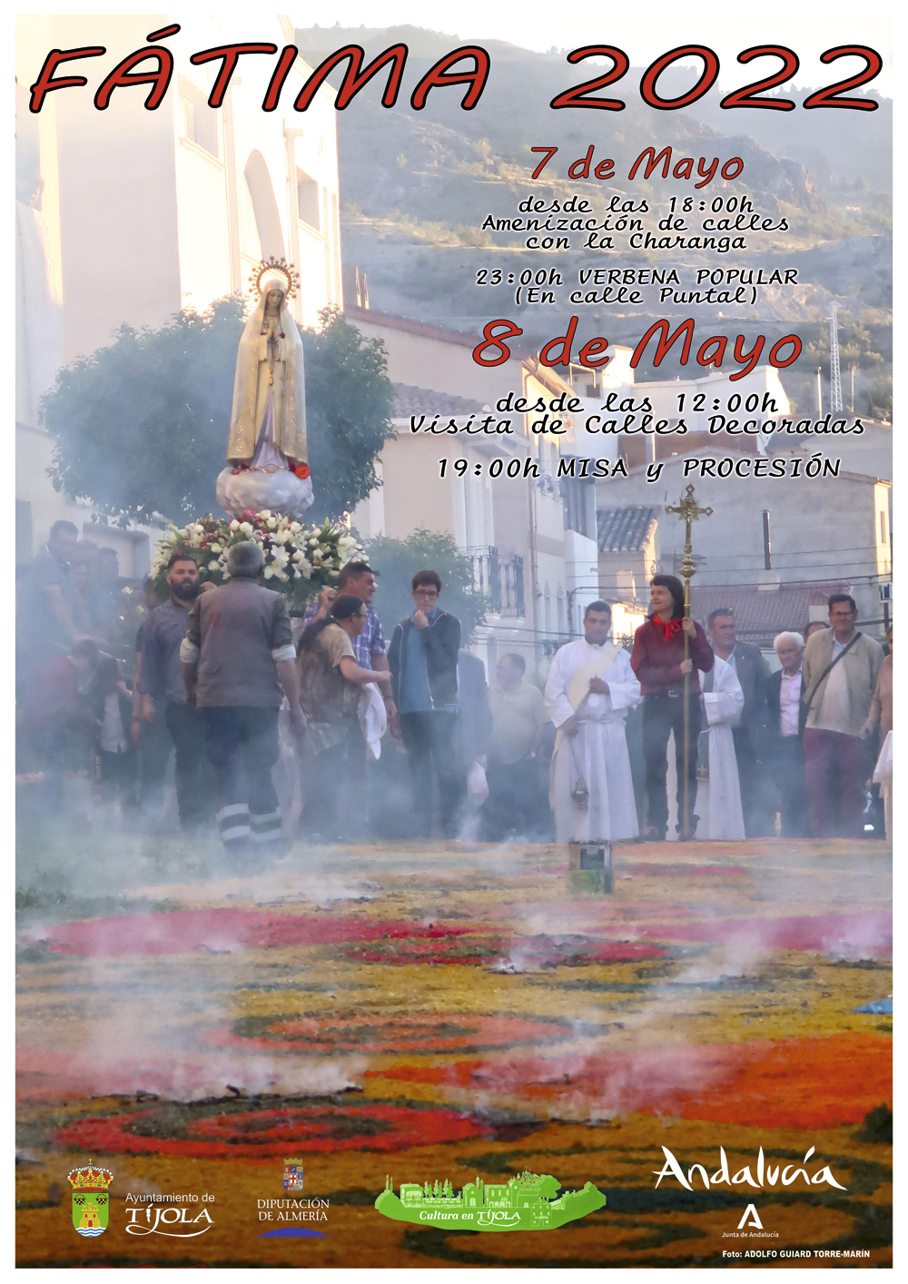 Imagen del Cartel de la Celebración de la Virgen de Fátima 2022. Imagen de la Virgen de Fátima en la calle ancha parada en altar.