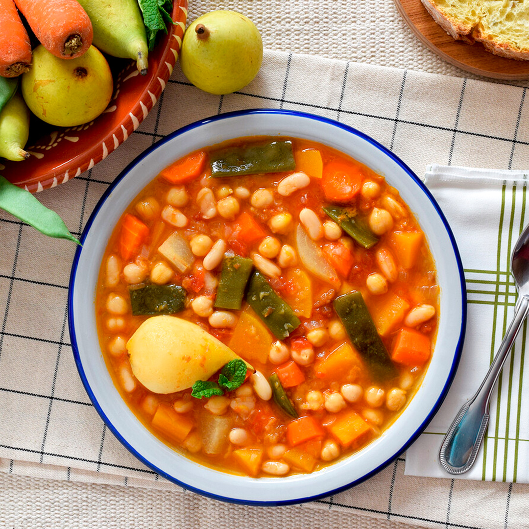 Olla con peras de invierno