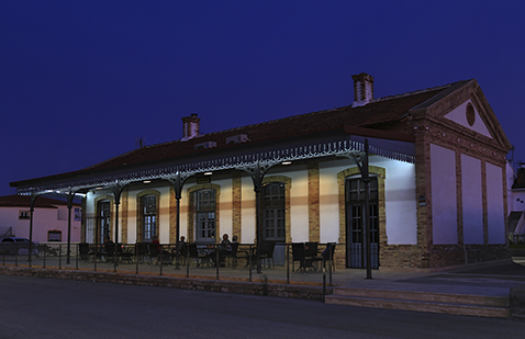 Vista Nocturna Estación de Ferrocarril